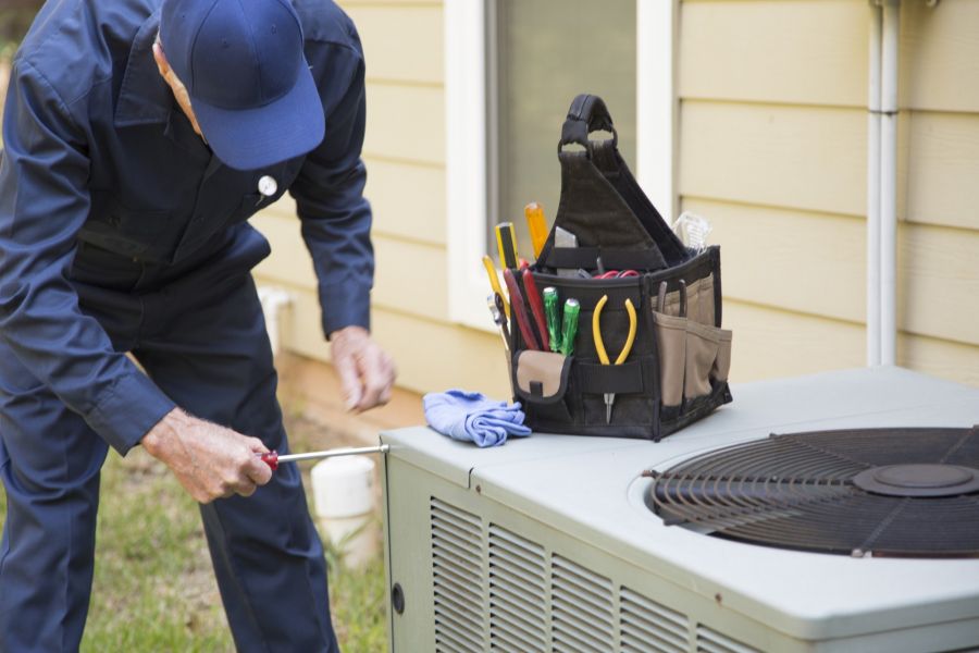 Air Conditioner Repairman at The Pure Air Experts